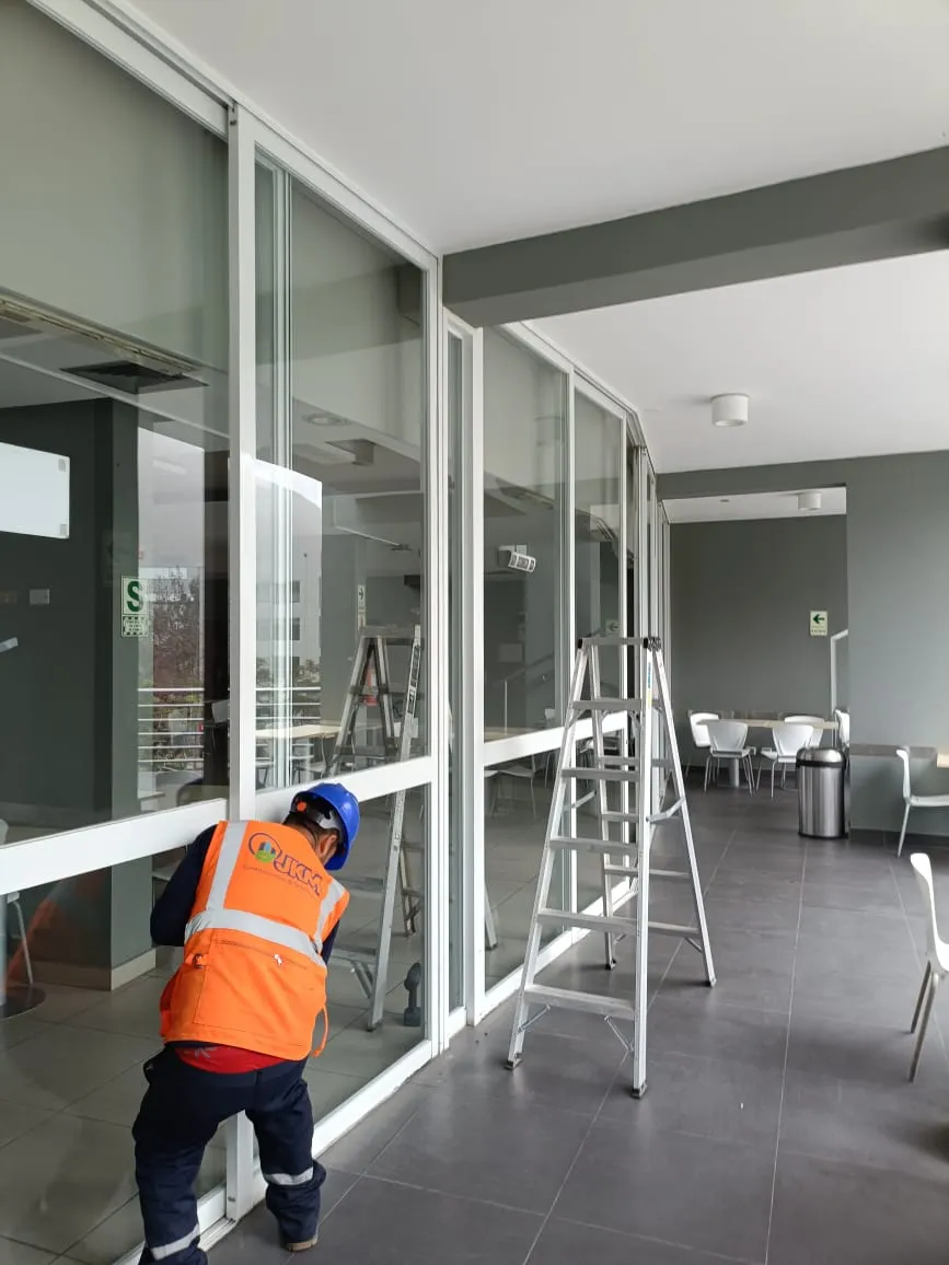Vidrios en General - Instalación de Mamparas